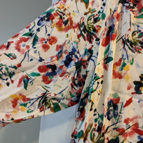 Beautiful Colorful Top - Picture 3 of 7